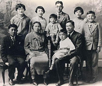 harada-family-large